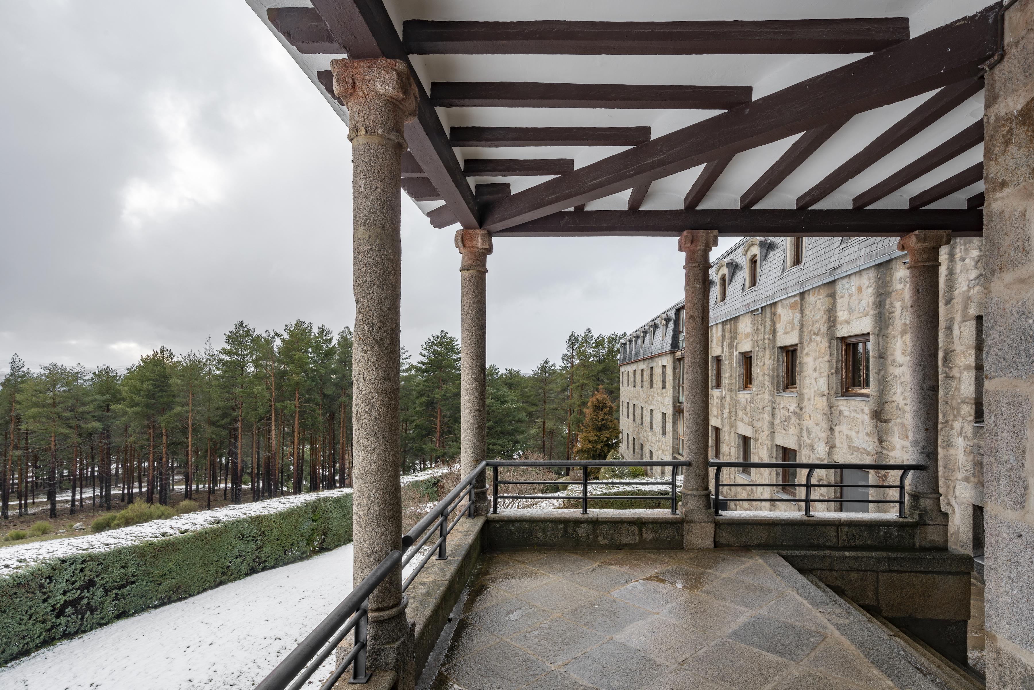 Parador De Gredos Navarredonda de Gredos Exterior foto