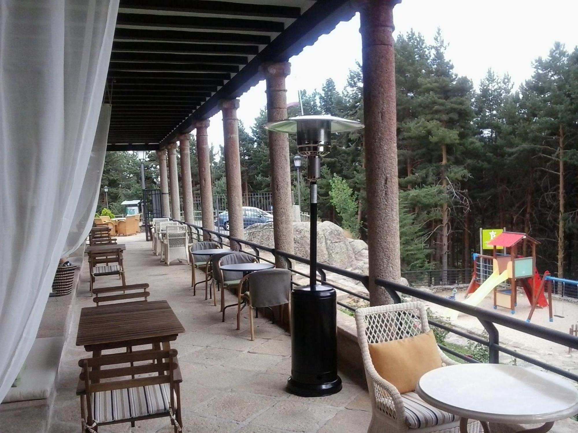 Parador De Gredos Navarredonda de Gredos Exterior foto