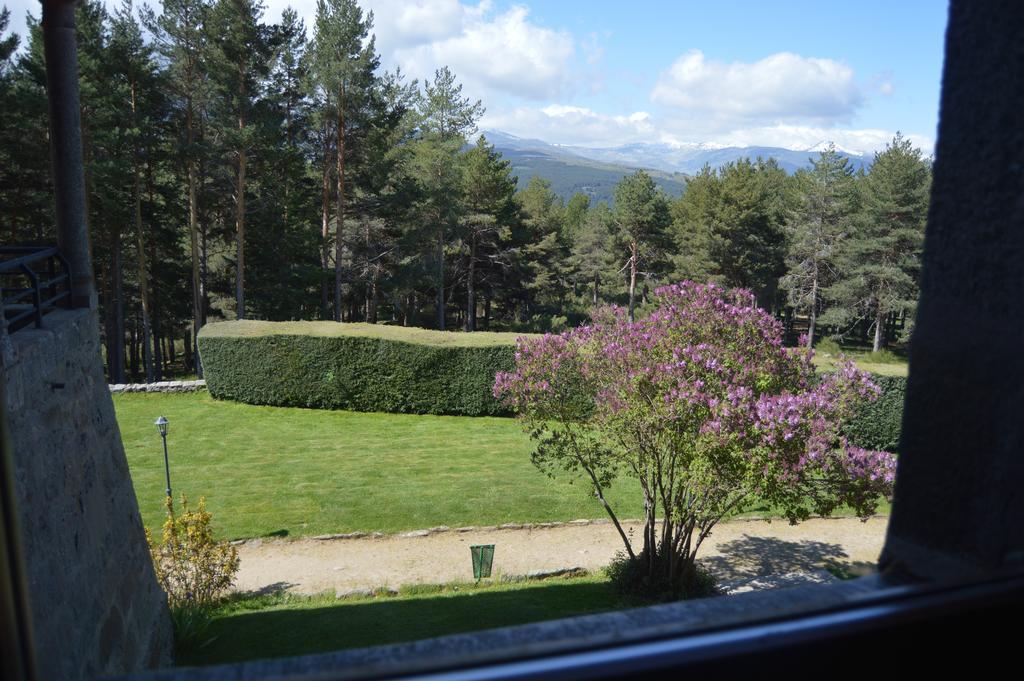Parador De Gredos Navarredonda de Gredos Exterior foto
