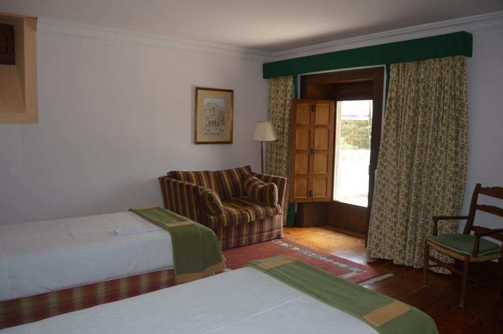 Parador De Gredos Navarredonda de Gredos Exterior foto